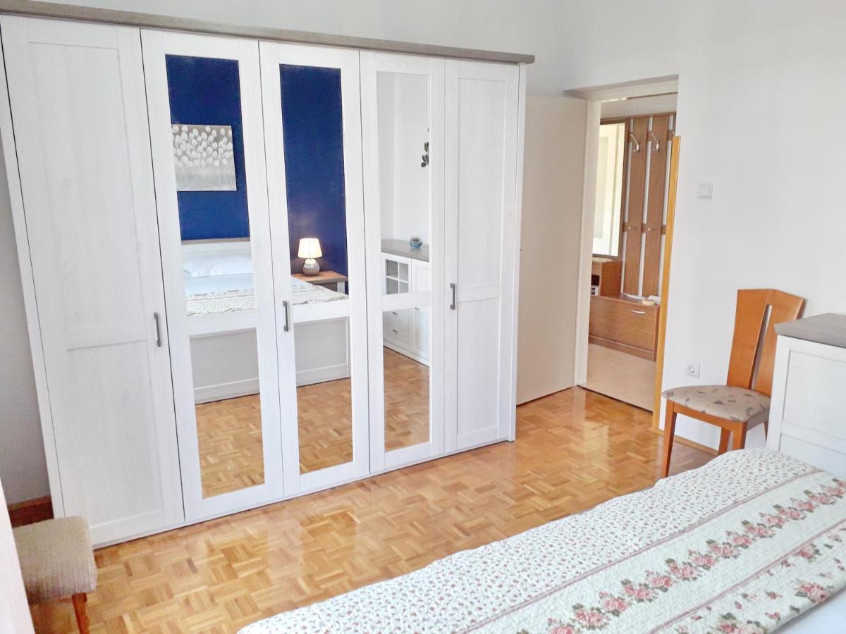 Apartments J&R Babara บีโอกราดนาโมรู ภายนอก รูปภาพ