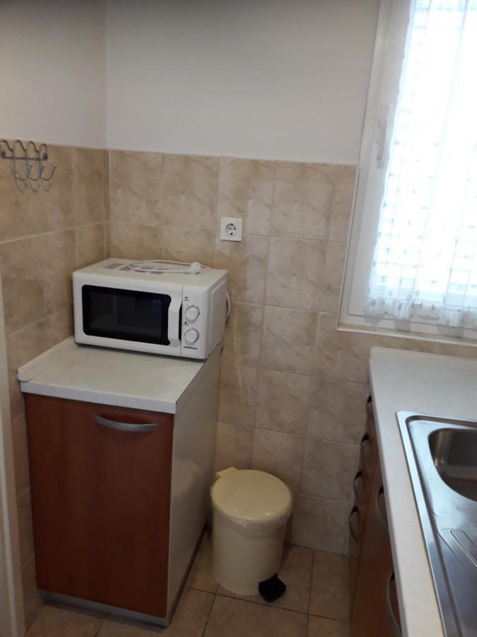 Apartments J&R Babara บีโอกราดนาโมรู ภายนอก รูปภาพ