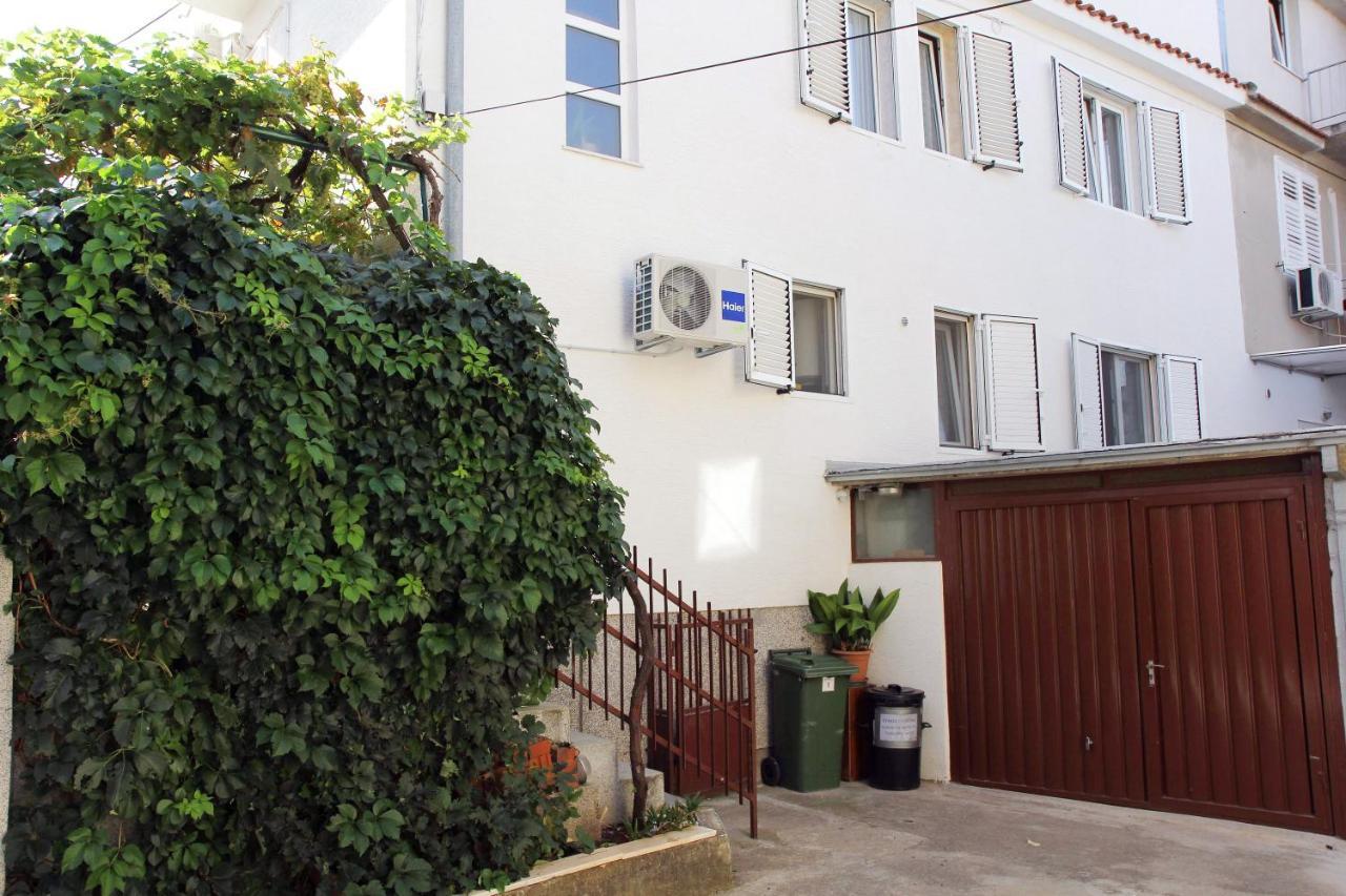 Apartments J&R Babara บีโอกราดนาโมรู ภายนอก รูปภาพ